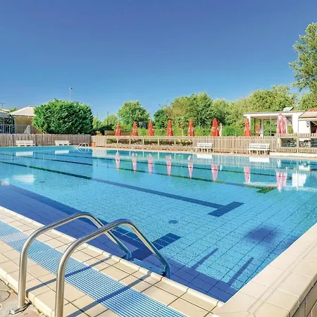 Camping Del Sole - Gc Chalet Апартаменты *