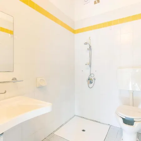 Camping Del Sole - Gc Chalet Апартаменты *