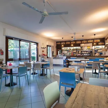 Camping Del Sole - Gc Chalet Апартаменты *